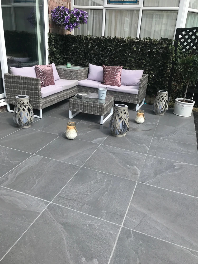British Stone Antracite 20mm Outdoor Porcelain Tile (sold Per Pallet – 25.26m²) 3 British Stone Antracite 20mm Outdoor Porcelain Tile (sold Per Pallet – 25.26m²)