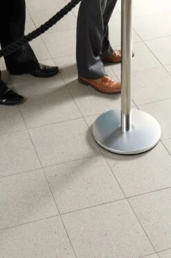 Dorset Woolliscroft Pebbled Aggregate 300mmx300mm (sold Per Box)